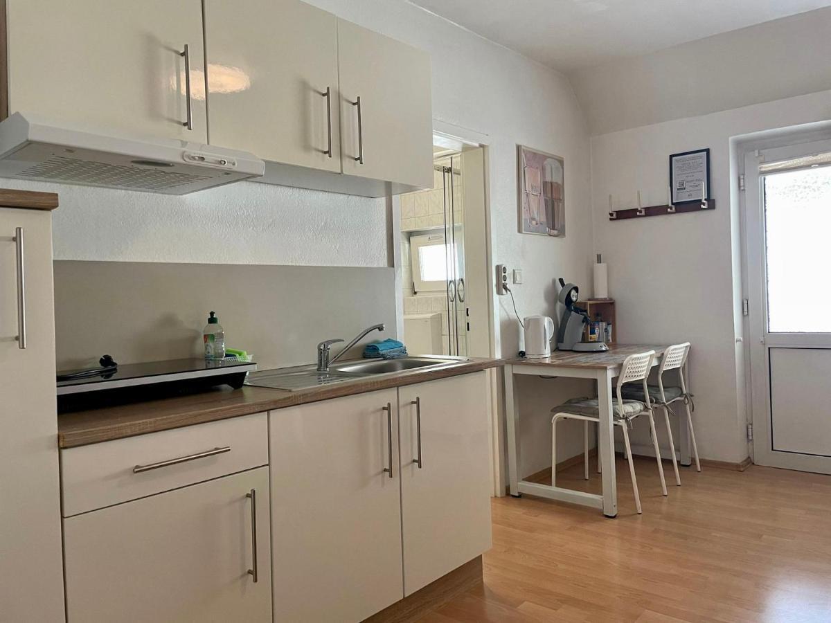 Easystay#2 Cozy Studio In Kliniknaehe, Mit Netflix,Kueche & Bad Бад-Ейнгаузен Екстер'єр фото