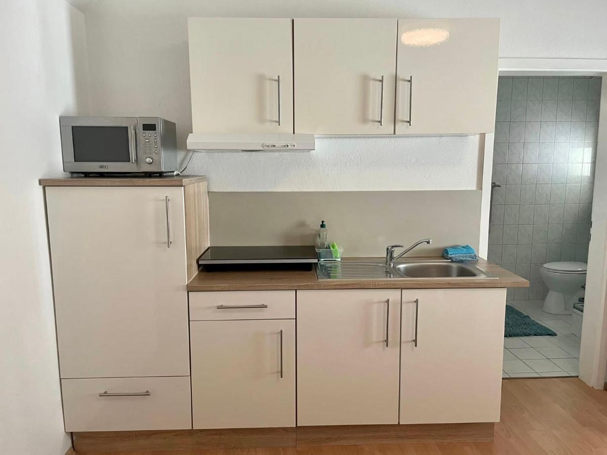 Easystay#2 Cozy Studio In Kliniknaehe, Mit Netflix,Kueche & Bad Бад-Ейнгаузен Екстер'єр фото