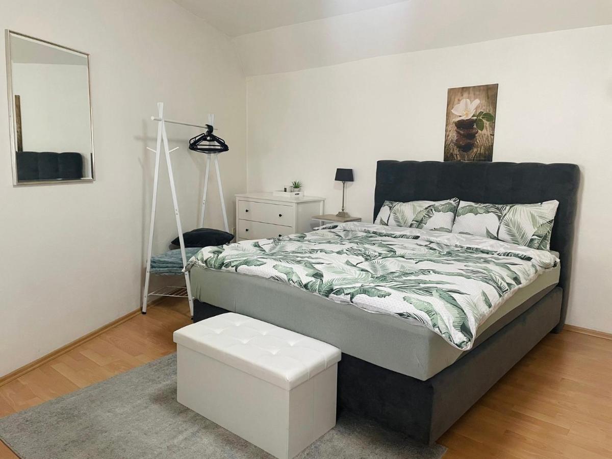 Easystay#2 Cozy Studio In Kliniknaehe, Mit Netflix,Kueche & Bad Бад-Ейнгаузен Екстер'єр фото